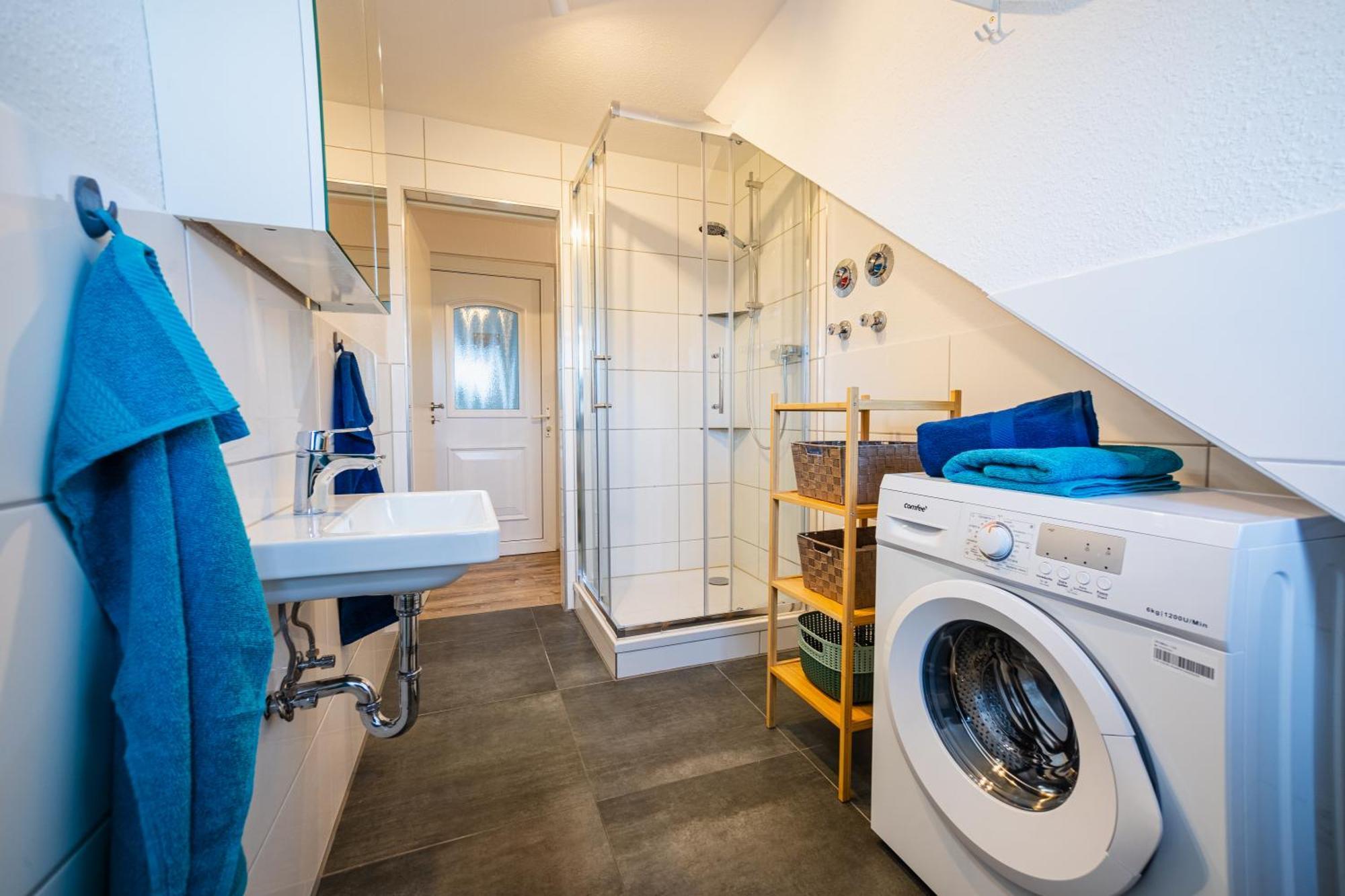 Zentrale Wohlfuehlwohnung - Ideal Fuer Ihren Urlaub Oder Die Geschaeftsreise Magdeburg Exteriör bild